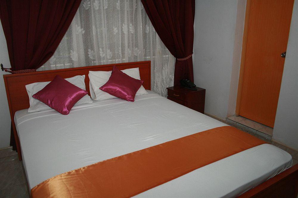 Blue Gum Hotel Ja-Ela Luaran gambar