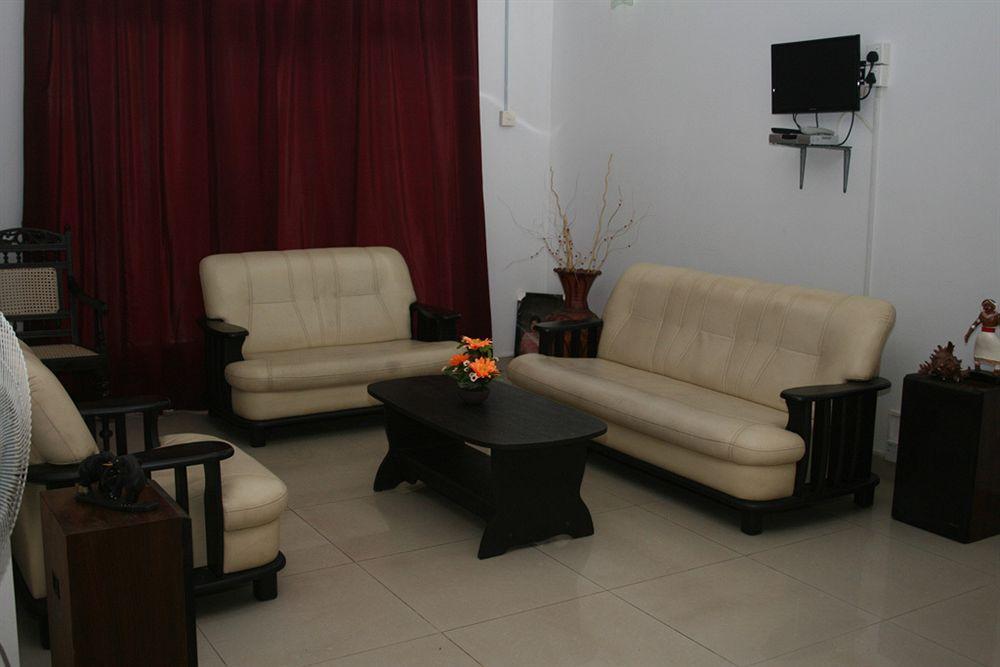 Blue Gum Hotel Ja-Ela Luaran gambar
